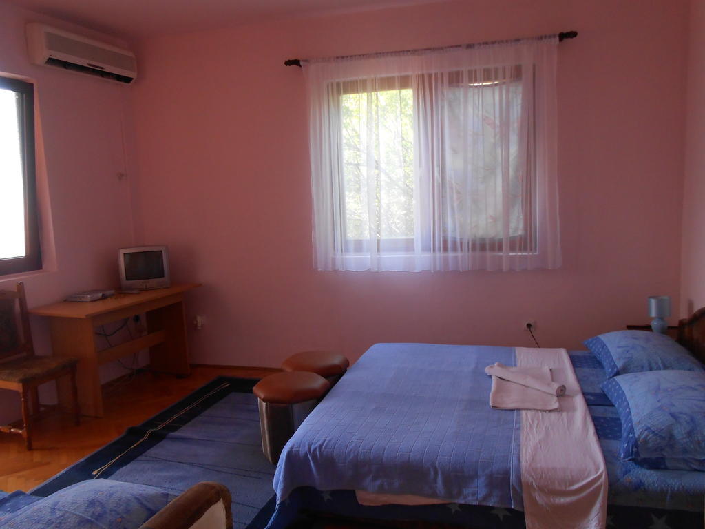 Apartments & Hostel Zdrava Hrana Mostar Rum bild