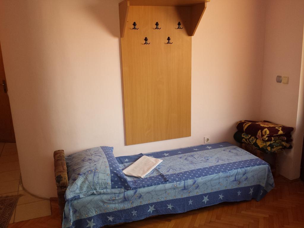 Apartments & Hostel Zdrava Hrana Mostar Rum bild