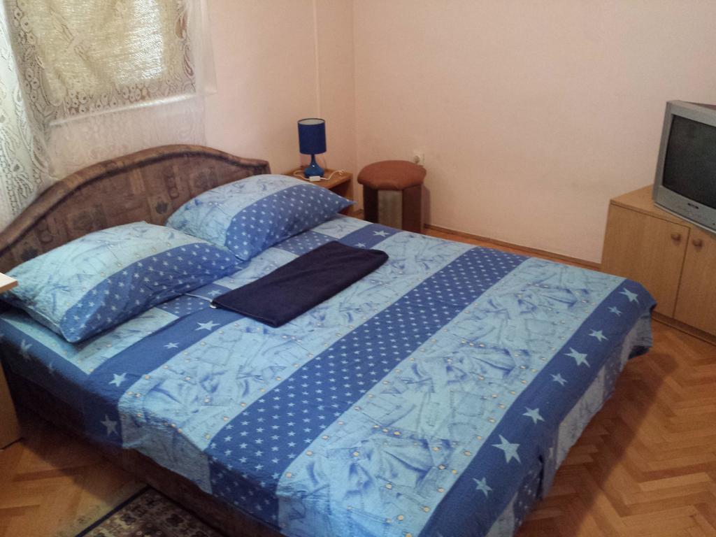 Apartments & Hostel Zdrava Hrana Mostar Rum bild