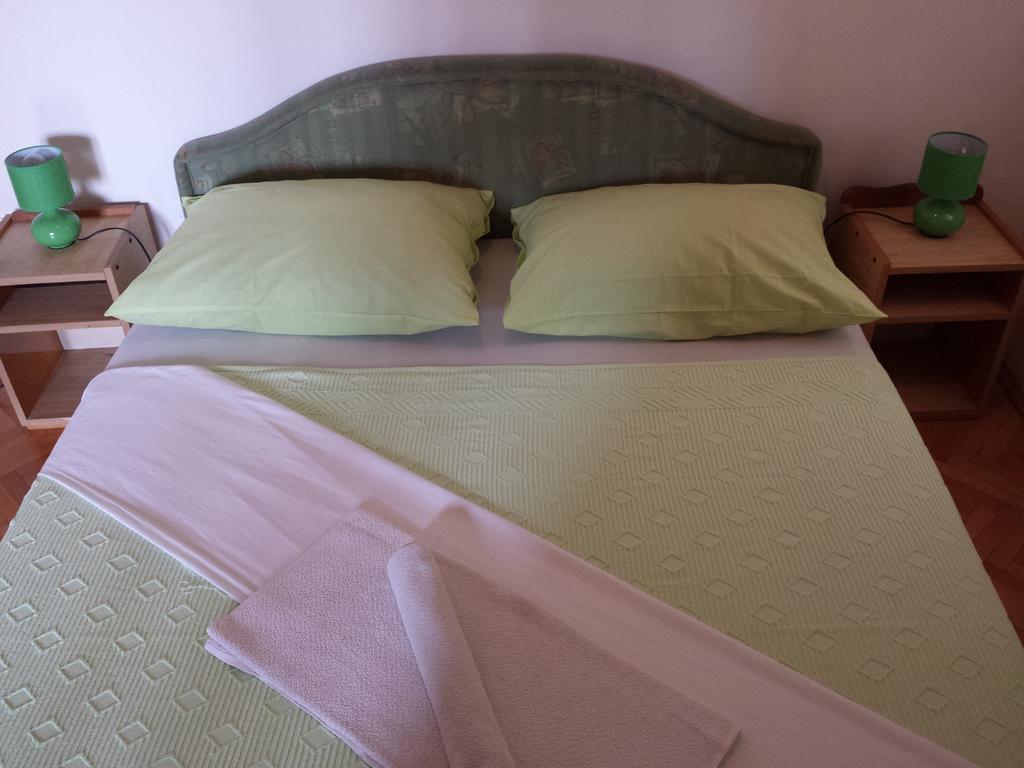 Apartments & Hostel Zdrava Hrana Mostar Rum bild